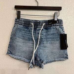 Kendall + Kylie Acid Wash Denim Jogger Shorts Raw Hem Y2K Boho Size Small NWT